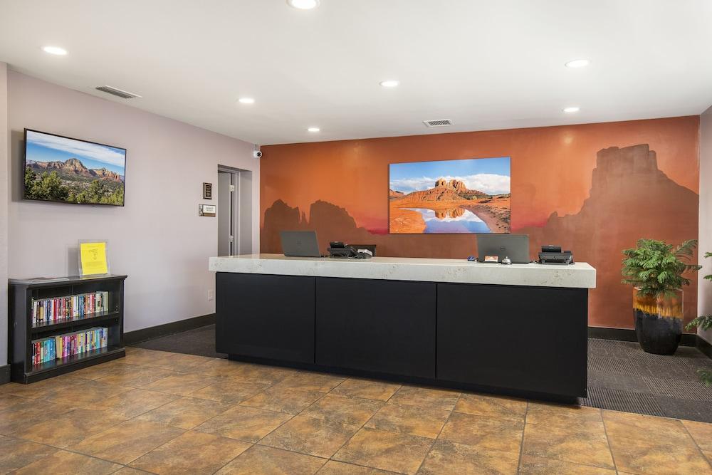 Aiden By Best Western Sedona Exterior photo