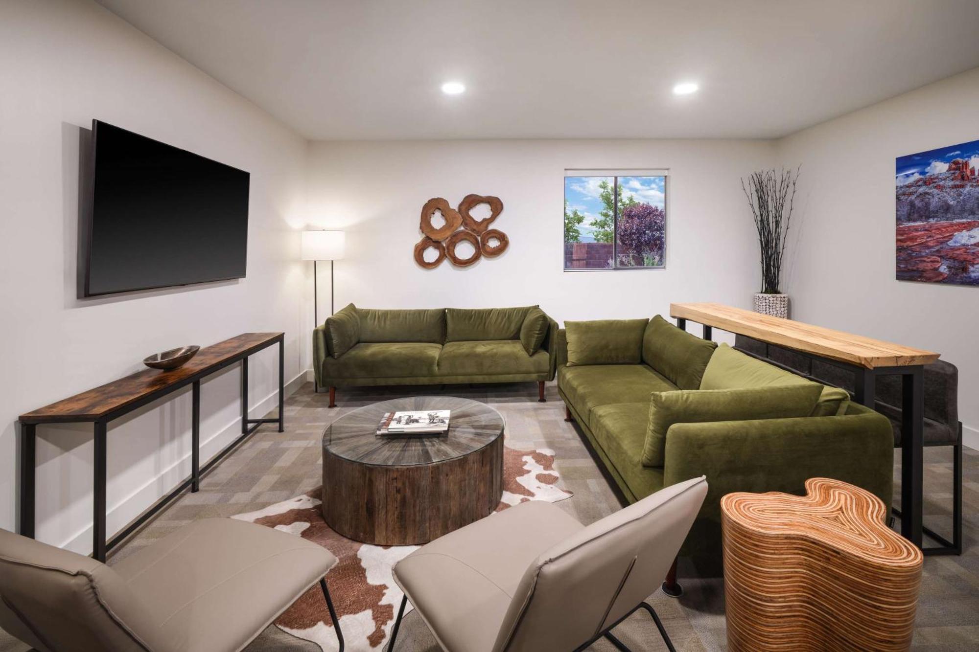 Aiden By Best Western Sedona Exterior photo